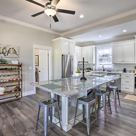 White Oak Creek Home With Views, Deck And Pool Access! Eufaula Exterior photo
