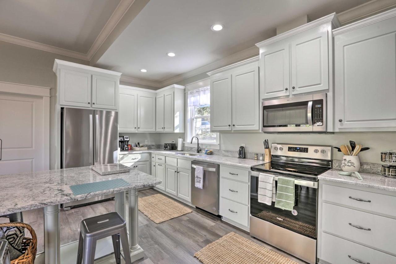 White Oak Creek Home With Views, Deck And Pool Access! Eufaula Exterior photo